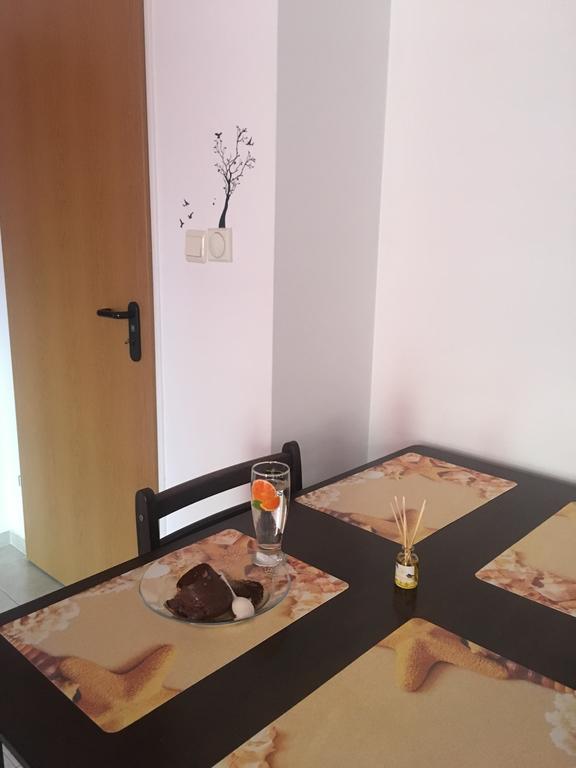 Milos Apartments Pomorie Luaran gambar